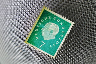 怀孕能用暖宝宝贴在后腰上吗？